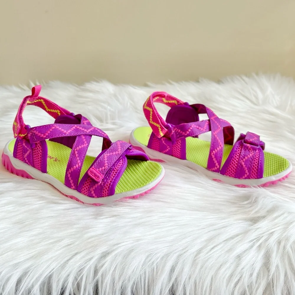 NIB Carters Splash 3G Pink Sandals